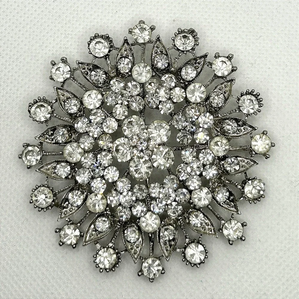 Silver Tone Starburst Rhinestone Snowflake Flower Brooch Pin CZ Art Deco